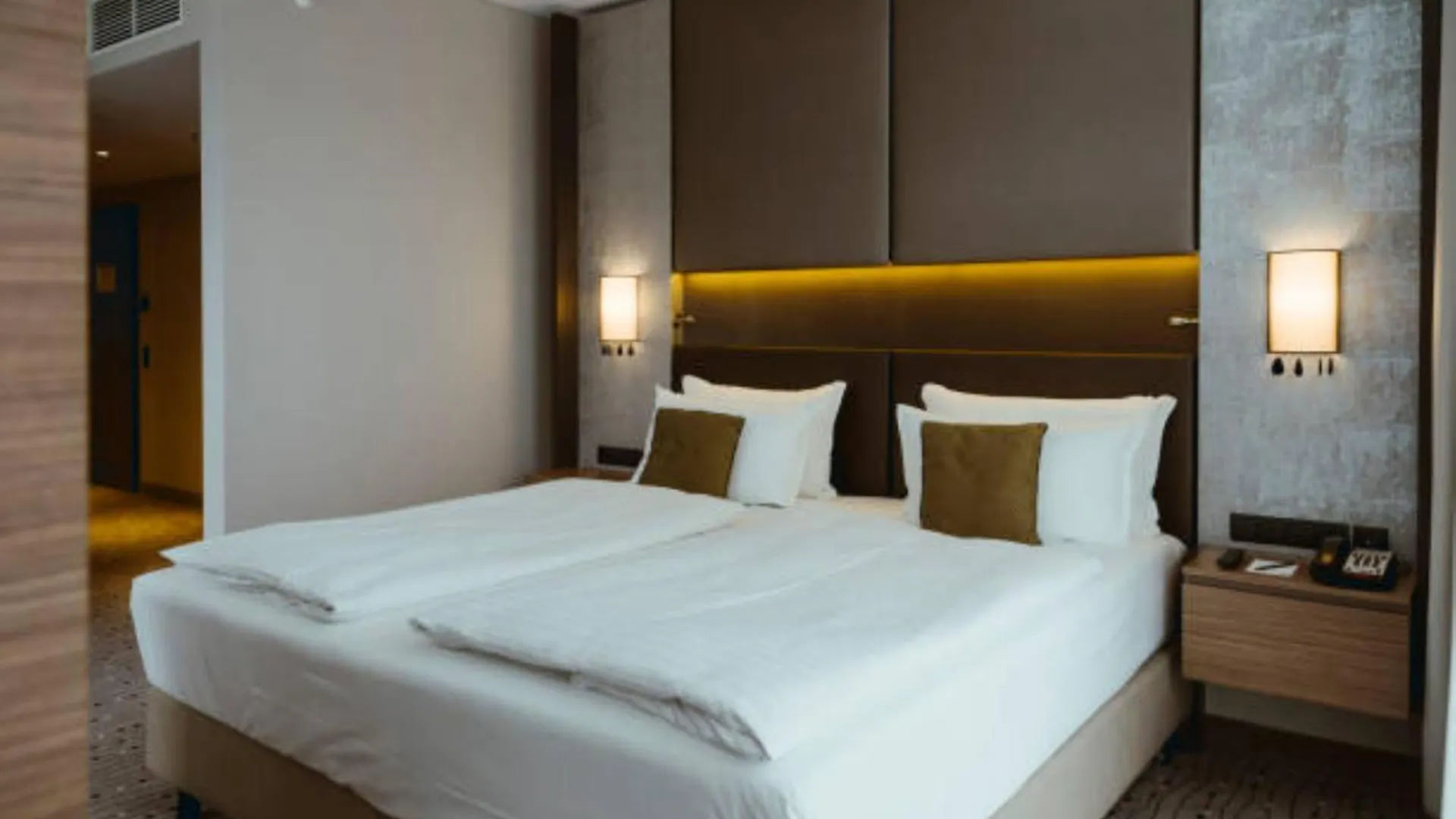 ****  The Empire Grand Near International Airport Hotel New Delhi India